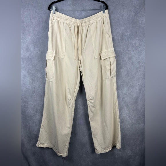 Aerie High Waisted Go-For-It Baggy Cargo Pant in‎ Toasted Coconut Size L - Picture 2 of 10